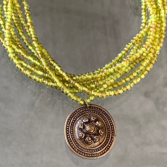 Cesaree Paris Green Necklace - Picture 4 of 7